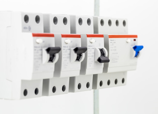 Troubleshooting frequent fuse problems
