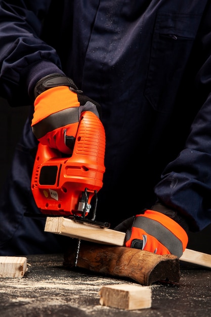 Using power tools safely in carpentry