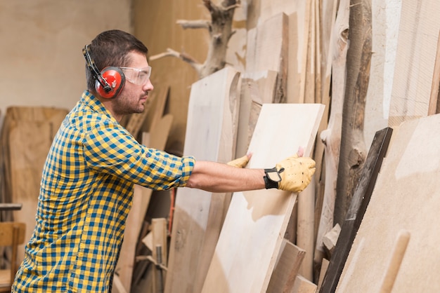 Health and safety tips for carpentry projects