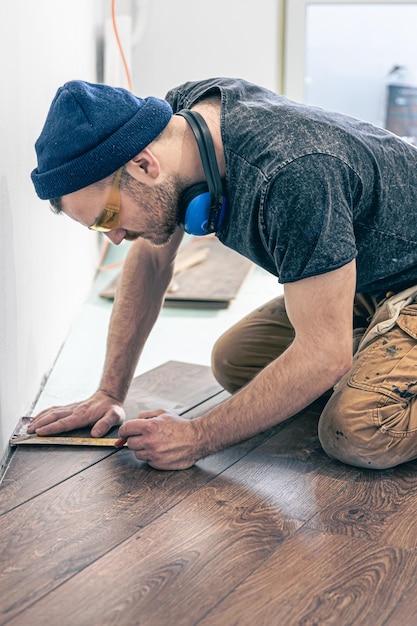 Essential steps in laying durable laminate flooring