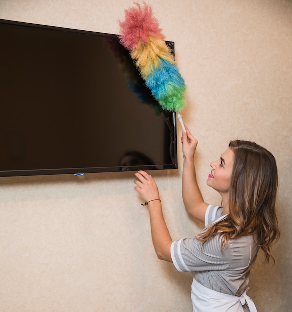 Essential safety tips for installing wall-mounted TVs